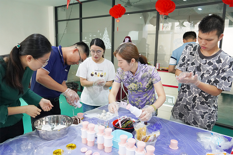 月圓中秋 · 集體慶生 | 溫馨九月，迎佳節(jié)，賀生辰，共團圓！